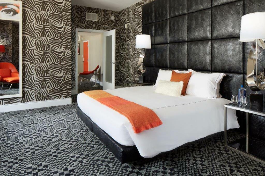 Hotel Clark - Los Angeles — Photos 2